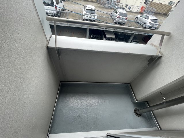 バルコニー　お洗濯にも便利なバルコニー付き