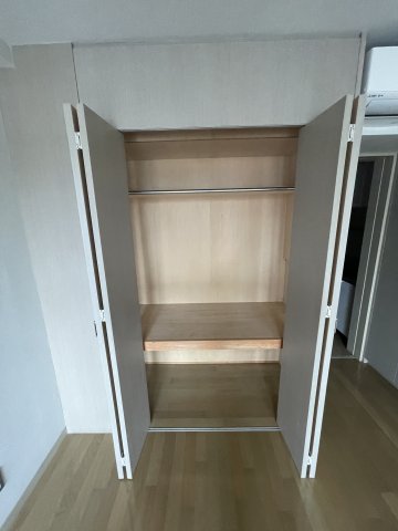 収納　※写真は306号室です。 ※相違する場合は現況を優先いたしま