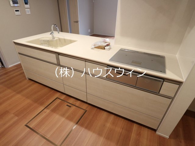ＪＲ武蔵野線 吉川駅 徒歩13分 2階建 築1年のキッチン写真
