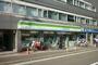 コンビニ　ファミリーマート新横浜1丁目店（コンビニ）まで91m