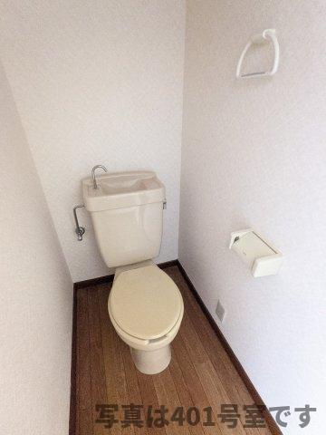 立神マンションのトイレ写真