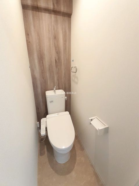 南海本線 堺駅 徒歩3分 8階建 築7年のトイレ写真
