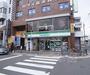 コンビニ　ファミリーマート阪急桂駅前店（コンビニ）まで270m