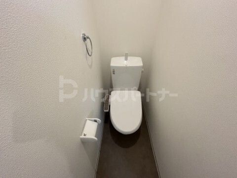 ジーメゾン足立入谷のトイレ写真