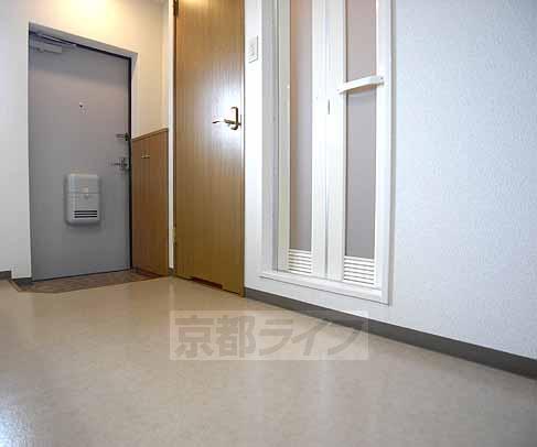 大八木マンションの玄関写真