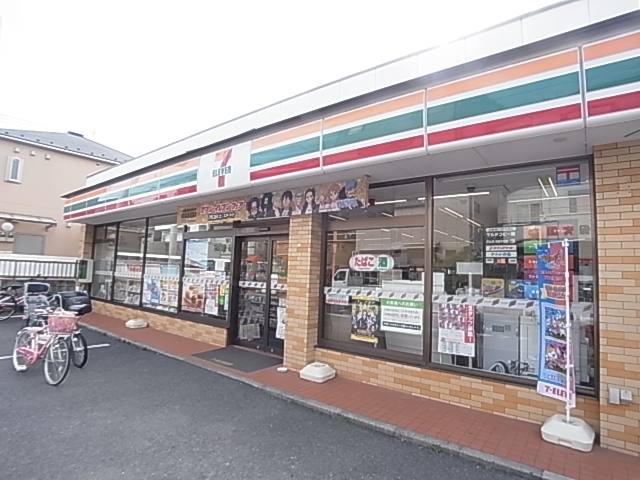 コンビニ　セブンイレブン 足立亀田小前店（コンビニ）まで203m