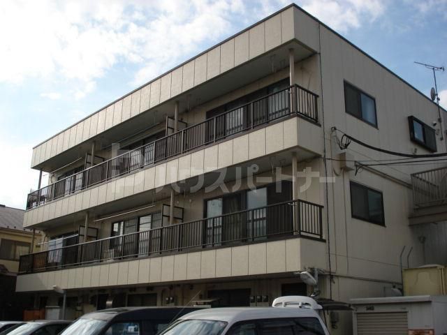 山澤マンションの外観写真