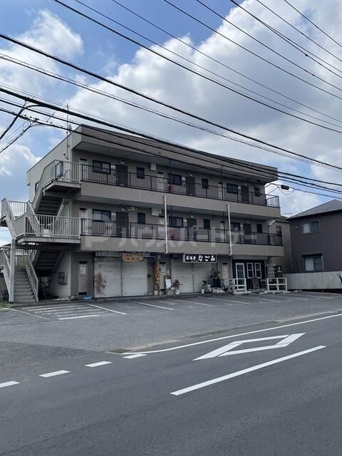 山澤マンションの外観写真