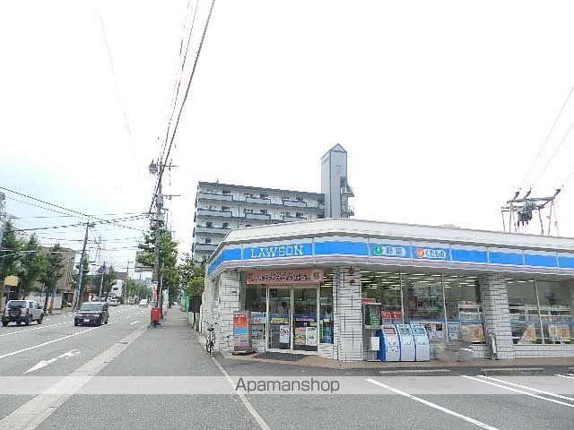 コンビニ　ローソン小倉井堀三丁目店（コンビニ）まで284m
