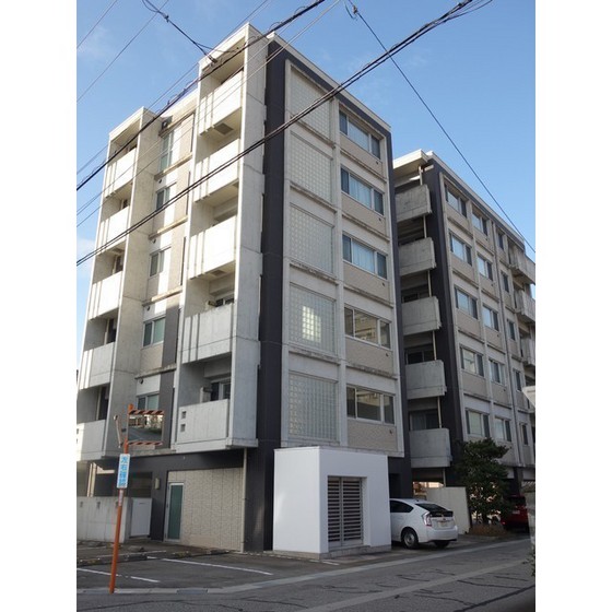 エスカイア千石町の外観写真