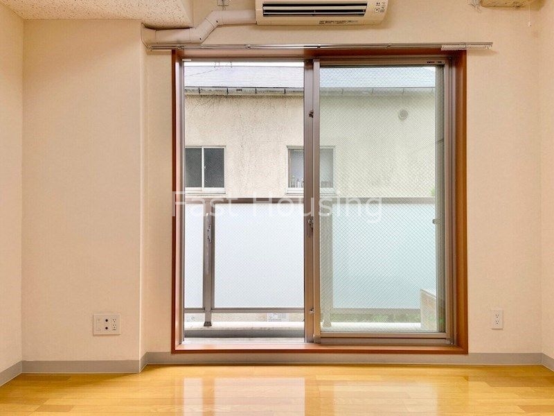 ＪＲ中央線 荻窪駅 徒歩9分 4階建 築17年の居間写真