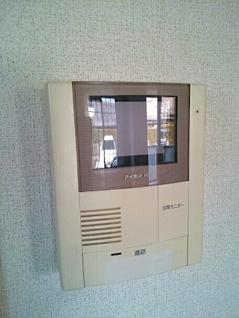 セキュリティ　来訪者の姿を確認できます。