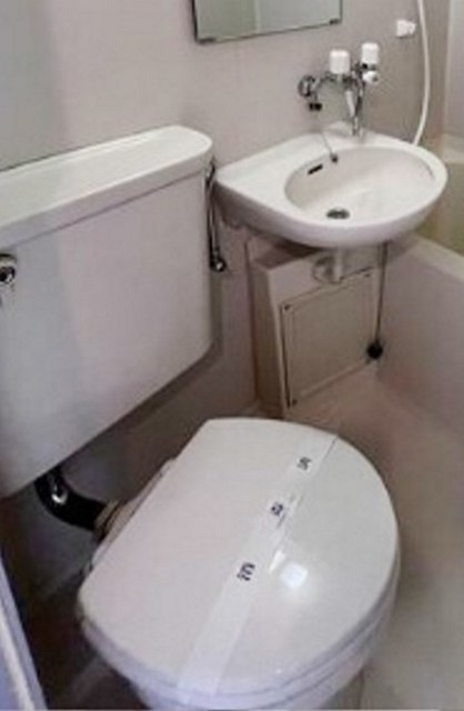 トイレ　別部屋同仕様タイプ