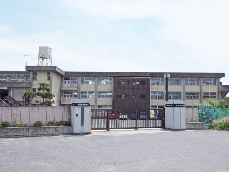 小学校　天理市立丹波市小学校（小学校）まで1033m