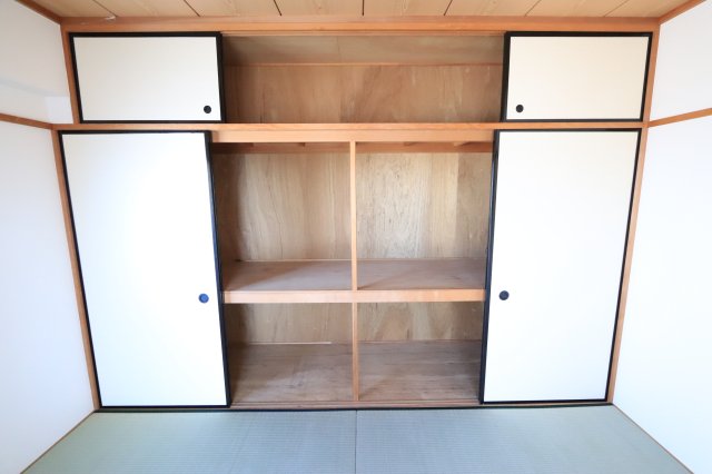収納　※別部屋のお写真で、現況優先と致します。