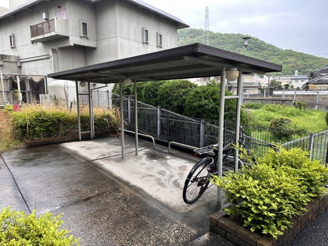 ロイヤルヒルズ青山の外観写真