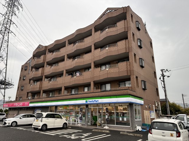 ロイヤルヒルズ青山の外観写真