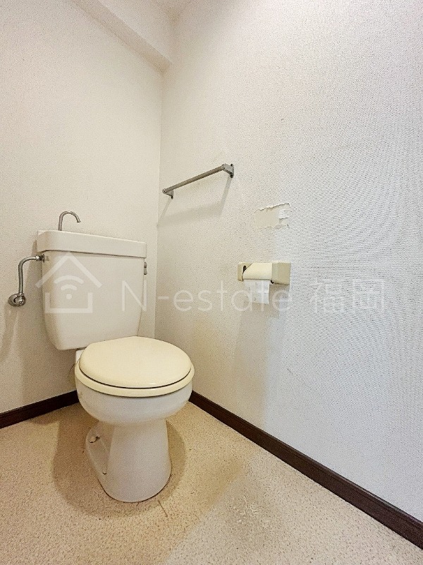 地下鉄空港線 姪浜駅 徒歩10分 12階建 築38年のトイレ写真