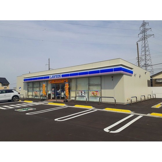コンビニ　ローソン南砺田中店（コンビニ）まで465m
