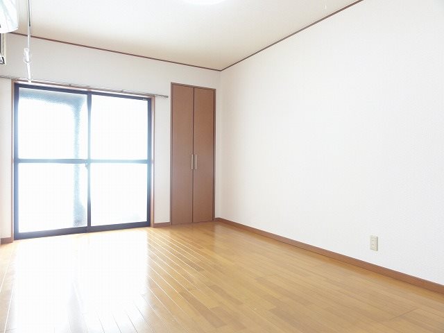 サニテリー藤森の居間写真