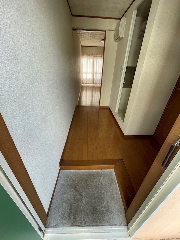 玄関　別部屋参考写真