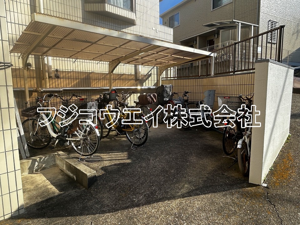 東京メトロ有楽町線 地下鉄赤塚駅 徒歩5分 5階建 築41年の外観写真
