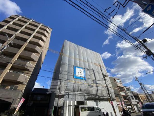 STANDZ京都二条の外観写真