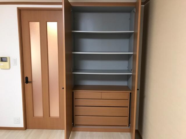 収納　クローゼット