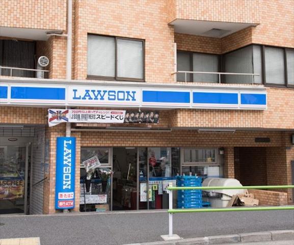 コンビニ　ローソン 麻布三ノ橋店（コンビニ）まで486m