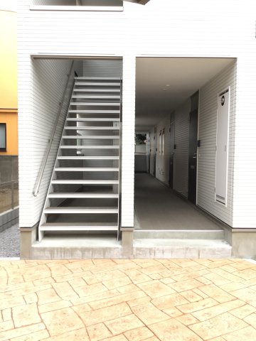 東武東上線 東松山駅 徒歩12分 2階建 築9年の外観写真