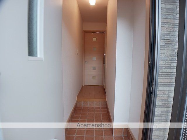 メゾン片町の玄関写真