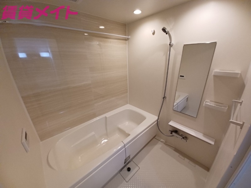 バス・シャワールーム　同型タイプ画像