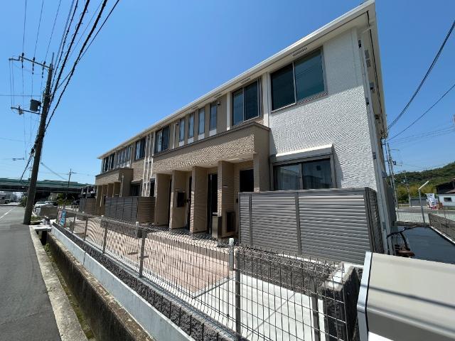 建物外観　外観写真（昼）