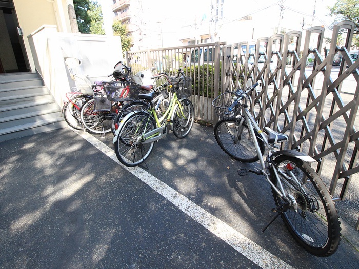 府中マンションの外観写真