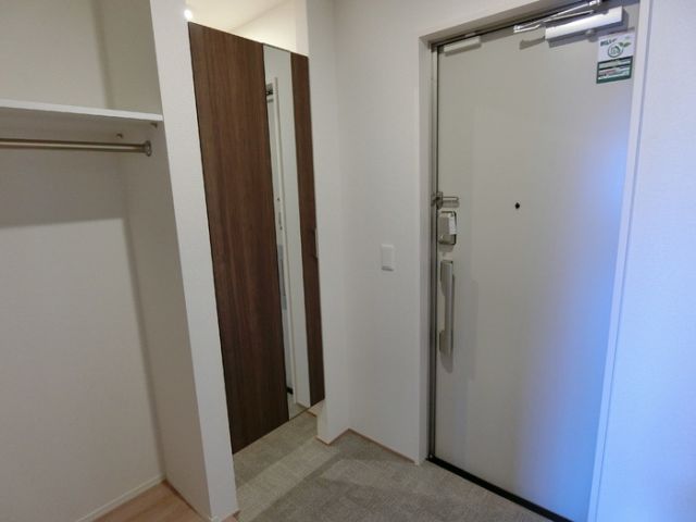 D-ROOM薬師堂の玄関写真