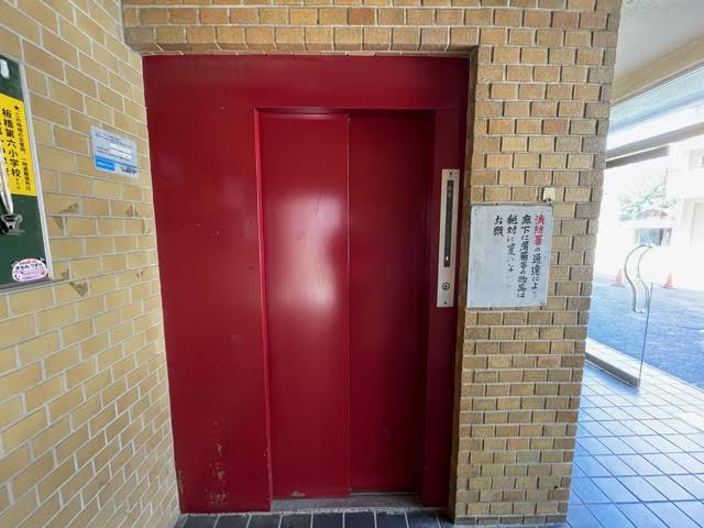 ロビー