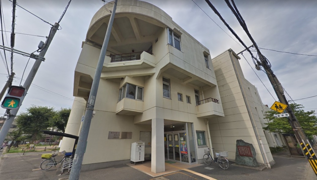 図書館　蕨市立図書館塚越分館（図書館）まで418m