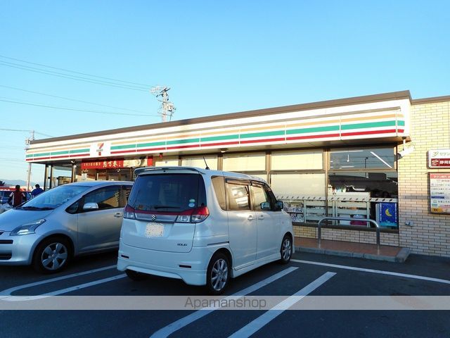 コンビニ　セブンイレブン（コンビニ）まで507m