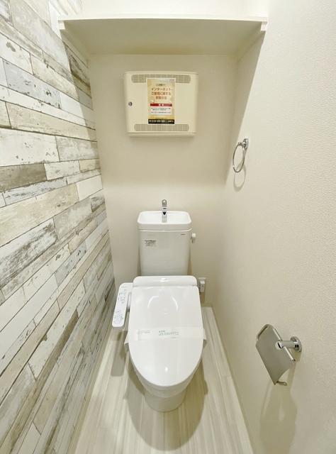 地下鉄今里筋線 井高野駅 徒歩3分 3階建 築6年のトイレ写真