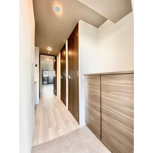 S-RESIDENCE池下西の玄関写真