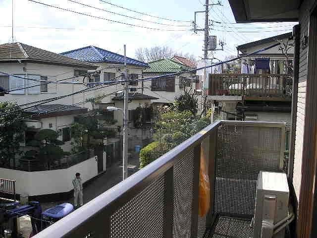 バルコニー　バルコニーあります