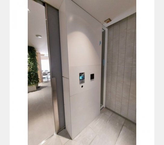 エントランス　オートロック
