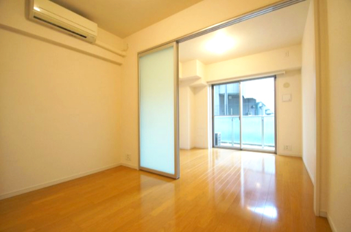 その他部屋・スペース　南向きのお部屋です。