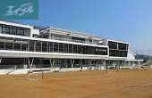 中学校　岡山市立岡北中学校（中学校）まで970m