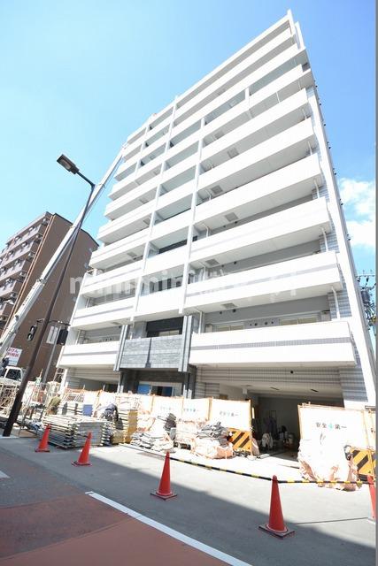地下鉄中央線 朝潮橋駅 徒歩8分 10階建 築8年の外観写真