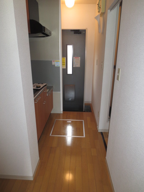広瀬川ハイムAの玄関写真