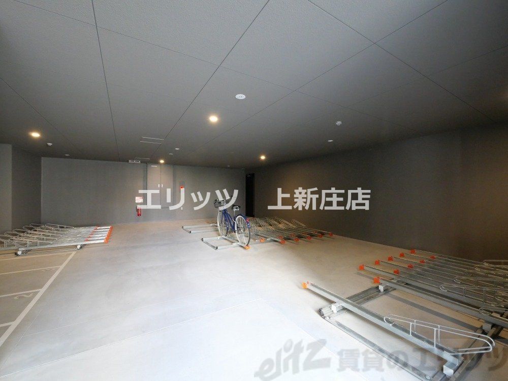 駐車場　駐輪場