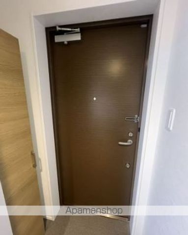 モント方南町の玄関写真