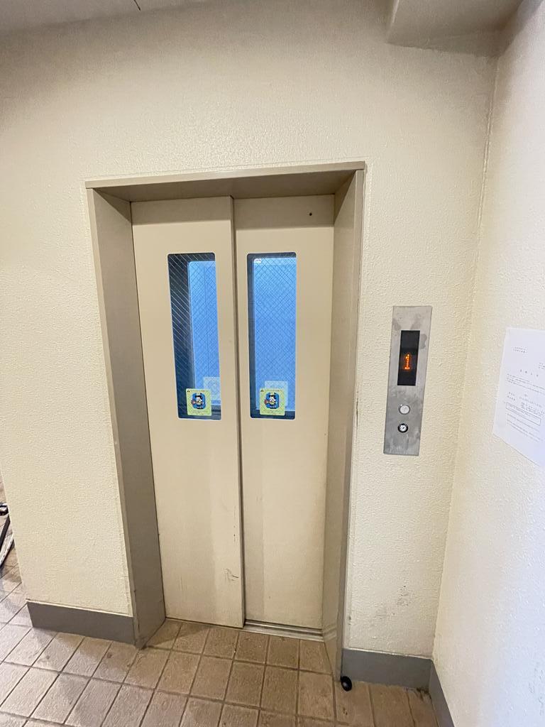 ロビー