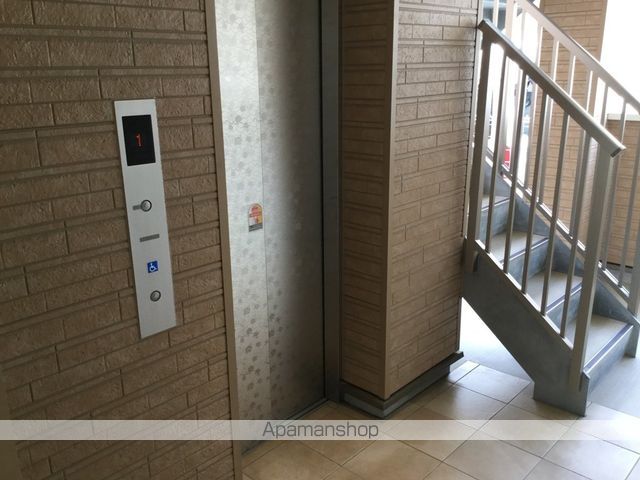 ロビー　ロビー
